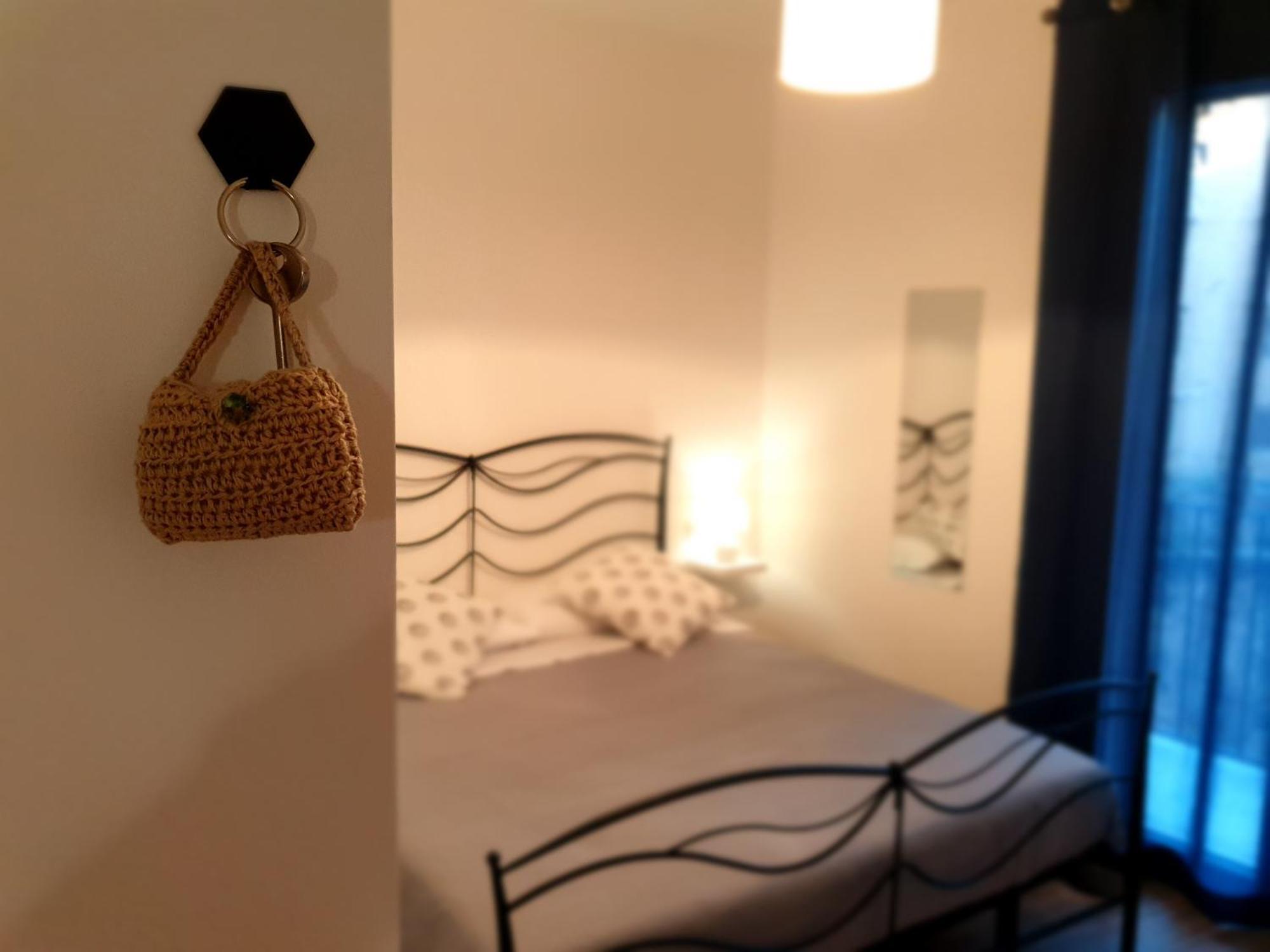 Отель Residenza Tarzana Палермо Номер фото